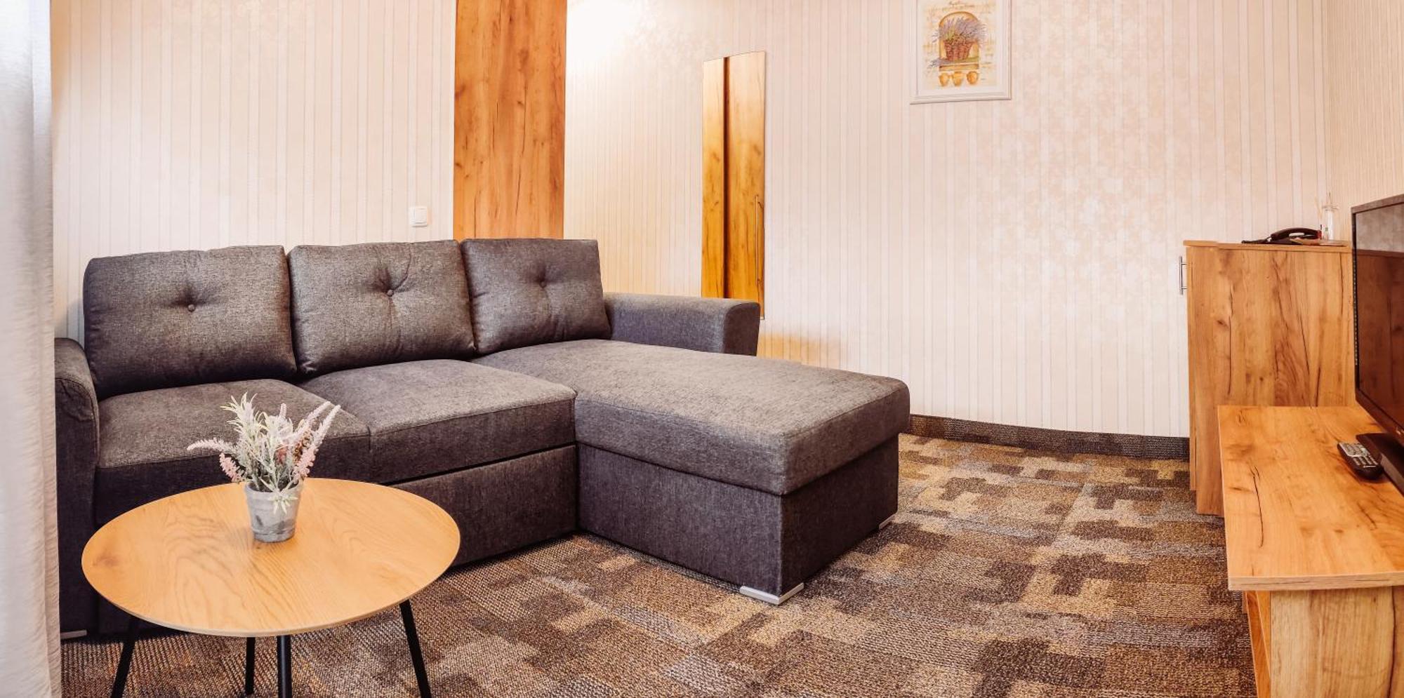 Hotell Wironia Йыхви Экстерьер фото